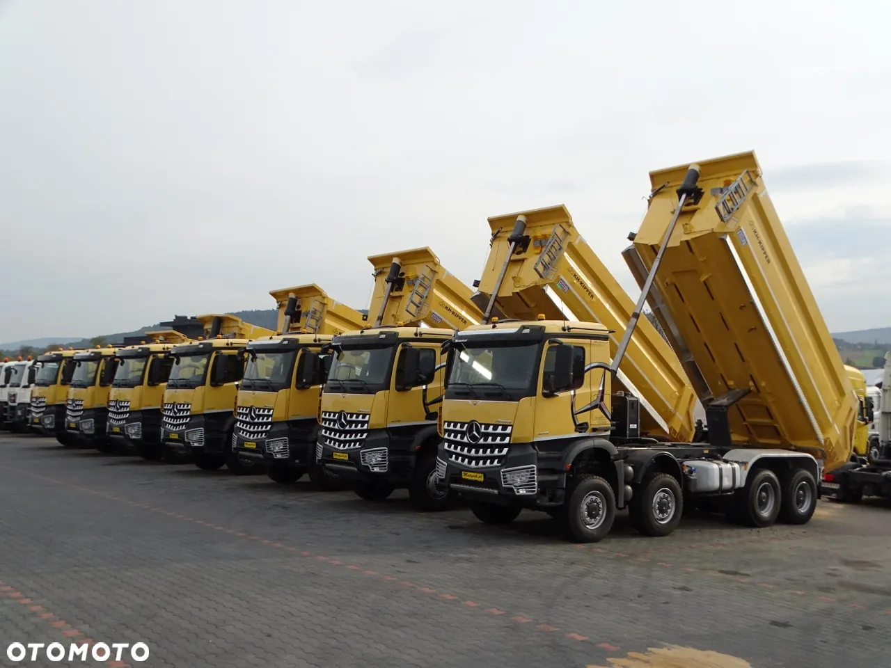 Mercedes-Benz AROCS 4145 / 8x8 / WYWROTKA TYLNOZSYPOWA / KH KIPPER  / EURO 6 - 13
