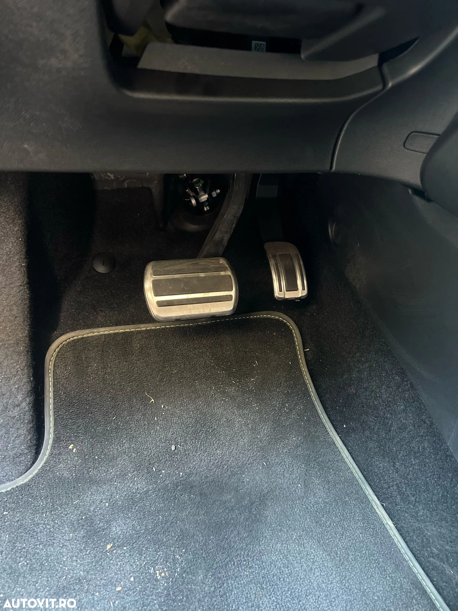 Peugeot 2008 1.2 L PureTech STT EAT8 GT Line - 30