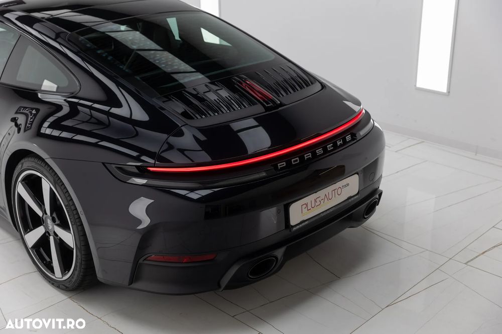 Porsche 911 Carrera PDK - 14