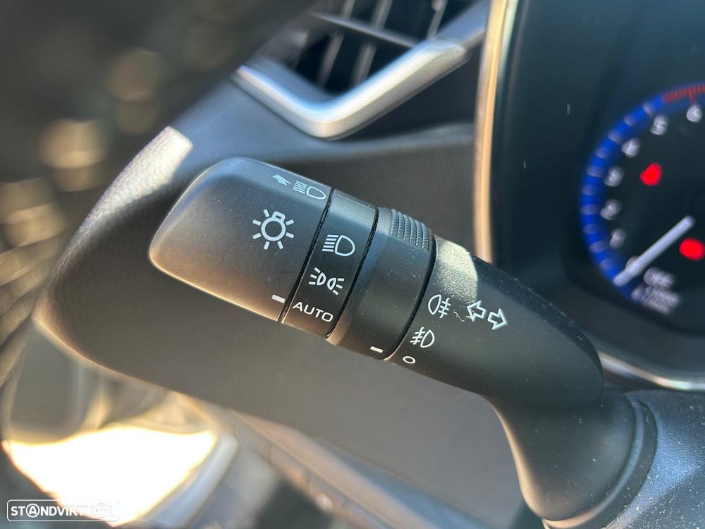 Toyota Corolla Touring Sports 1.8 Hybrid Comfort+P.Sport - 13