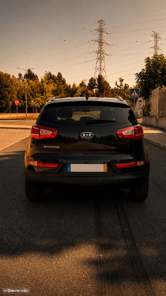Kia Sportage 1.7 CRDI ISG EX - 8