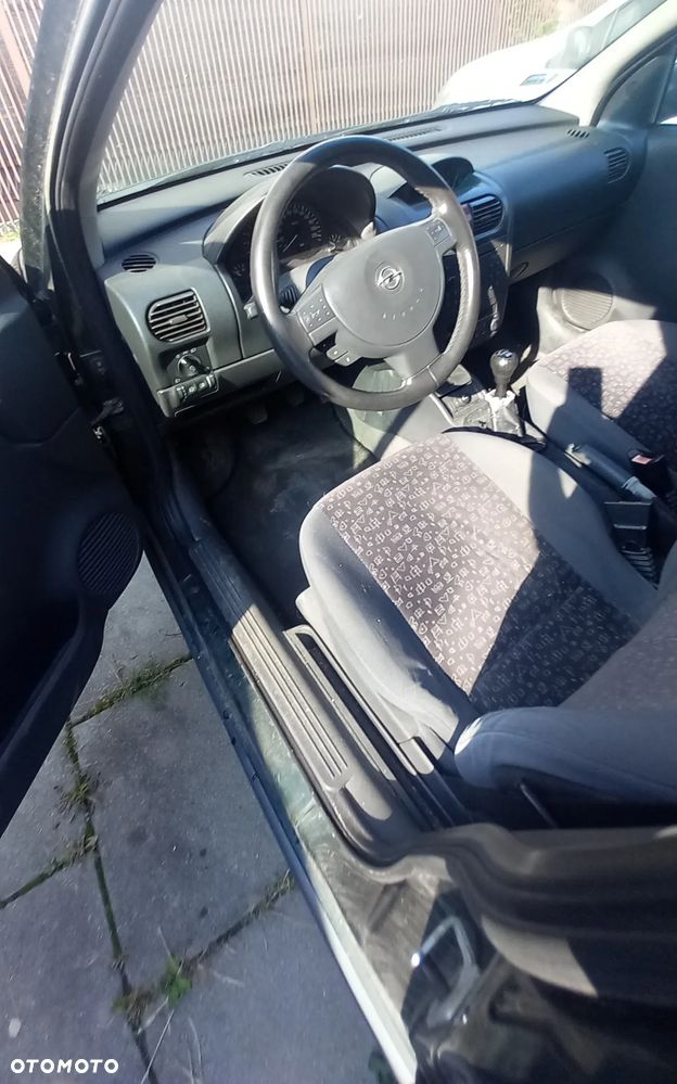 Opel Corsa - 3