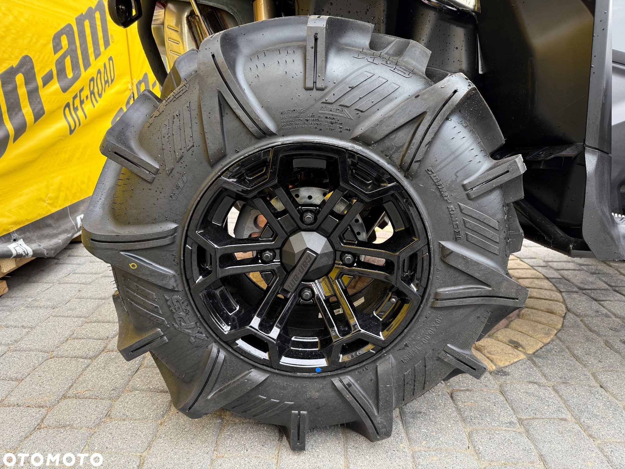 Can-Am Outlander - 19