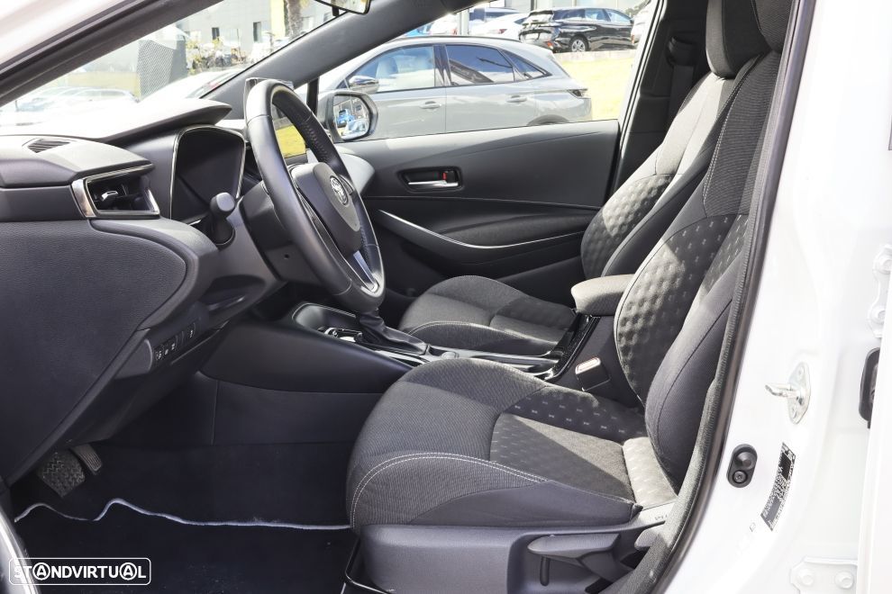Toyota Corolla 1.8 Hybrid Comfort - 16