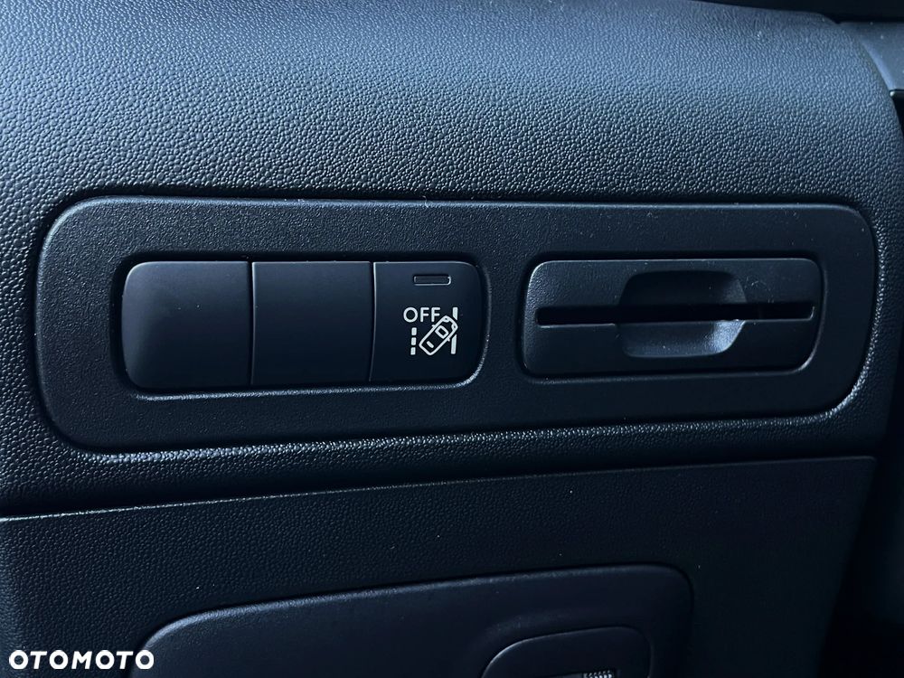 Citroën C3 Aircross 1.6 BlueHDi Shine S&S - 32