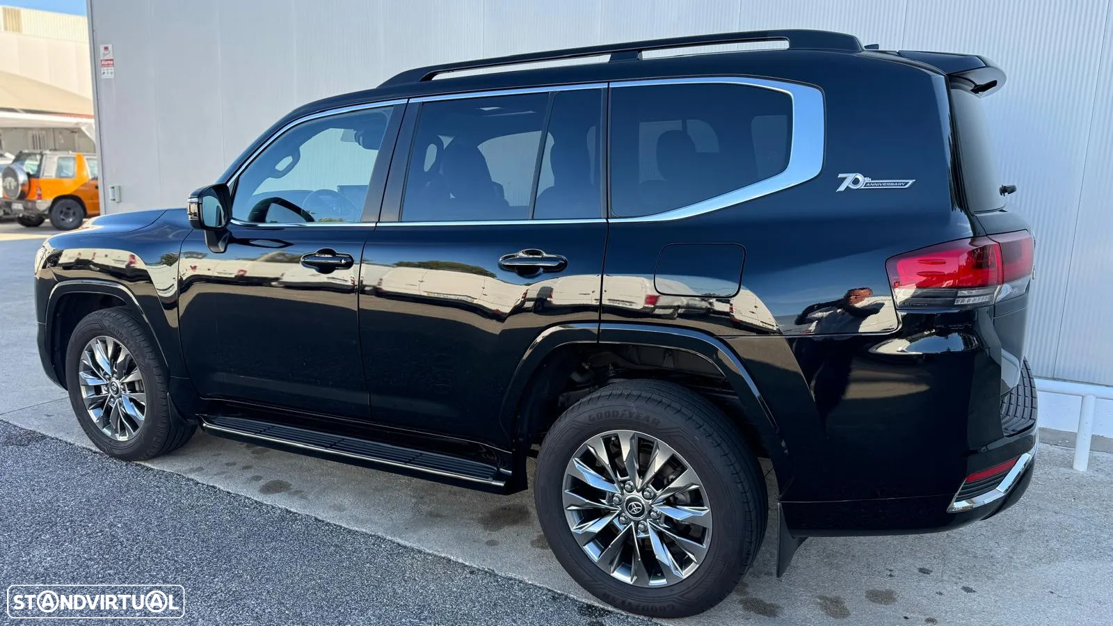 Toyota Land Cruiser 2.8 D-4D Auto First Edition - 3