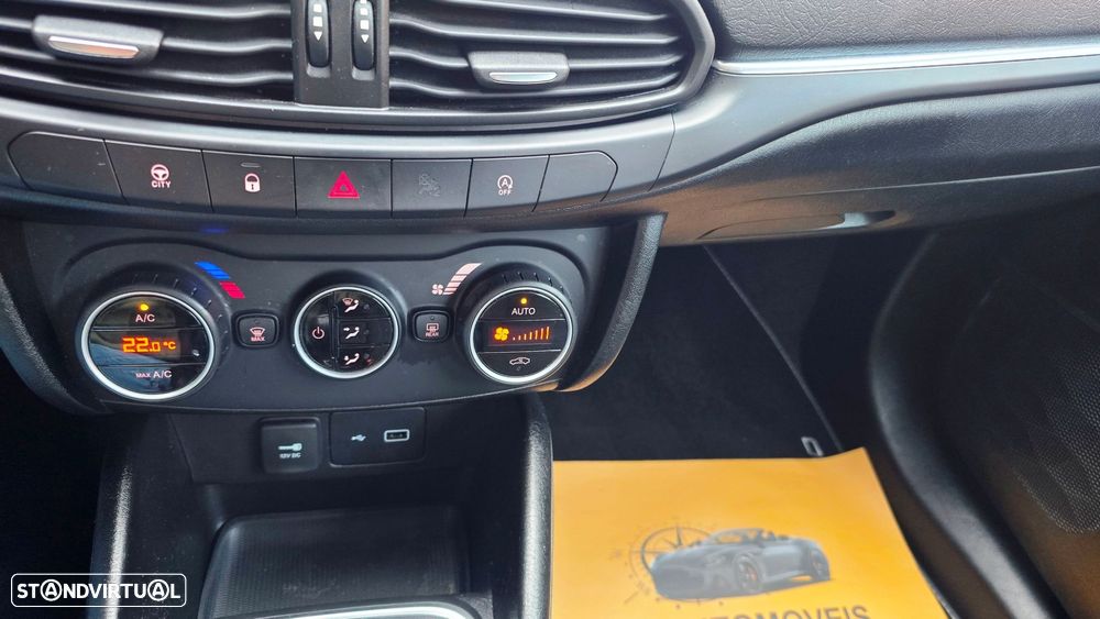 Fiat Tipo Station Wagon 1.3 M-Jet Lounge - 14