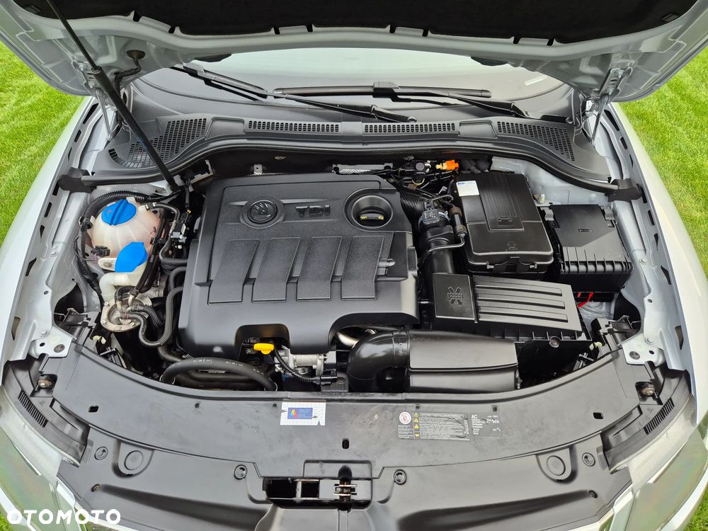 Skoda Superb 1.6 TDI Active Greenline - 11