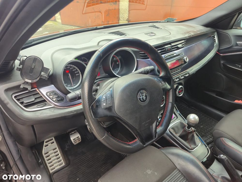 Alfa Romeo Giulietta 2.0 JTDM Distinctive - 16