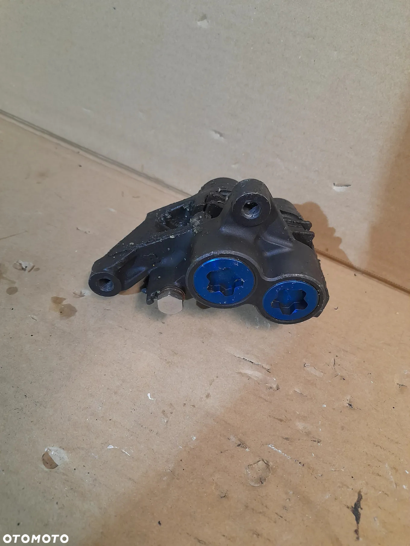 = YAMAHA R1 RN04 98-01 ZACISK HAMULCOWY PRZÓD PRZEDNI PRAWY - 3