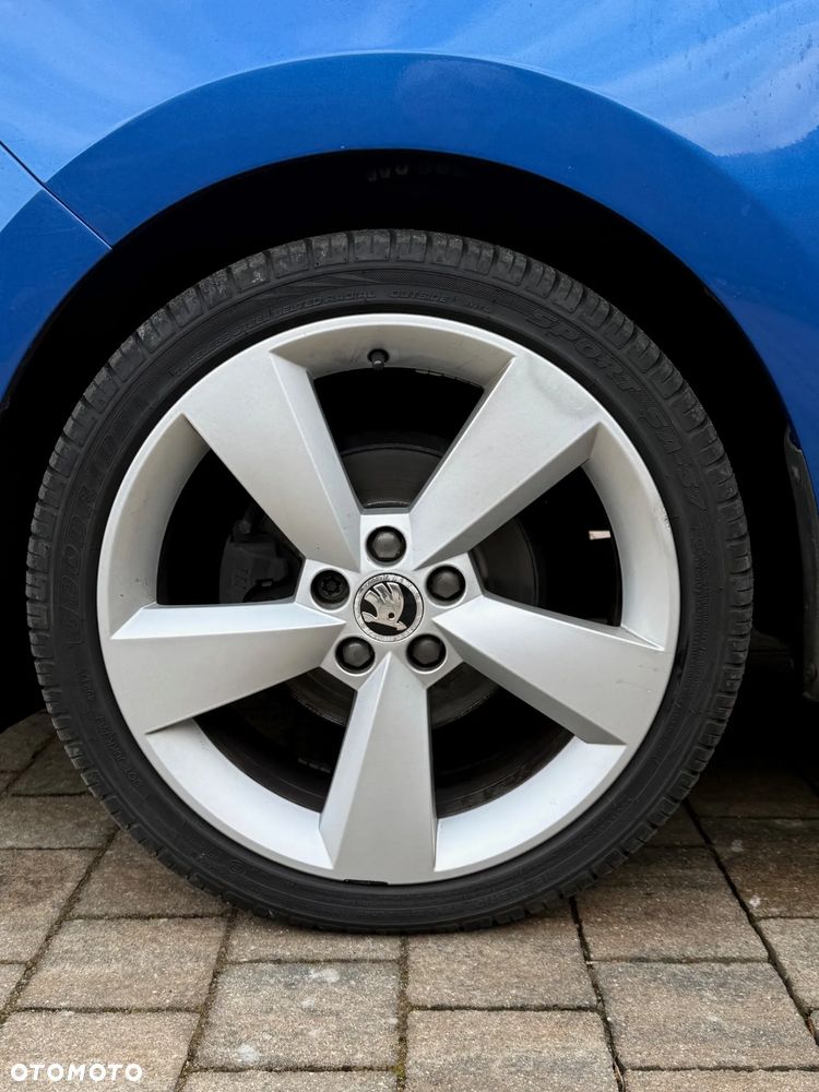 Skoda RAPID Spb 1.2 TSI Active Max - 23