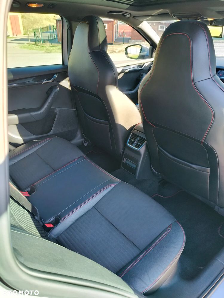 Skoda Octavia 2.0 TDI DSG RS - 7