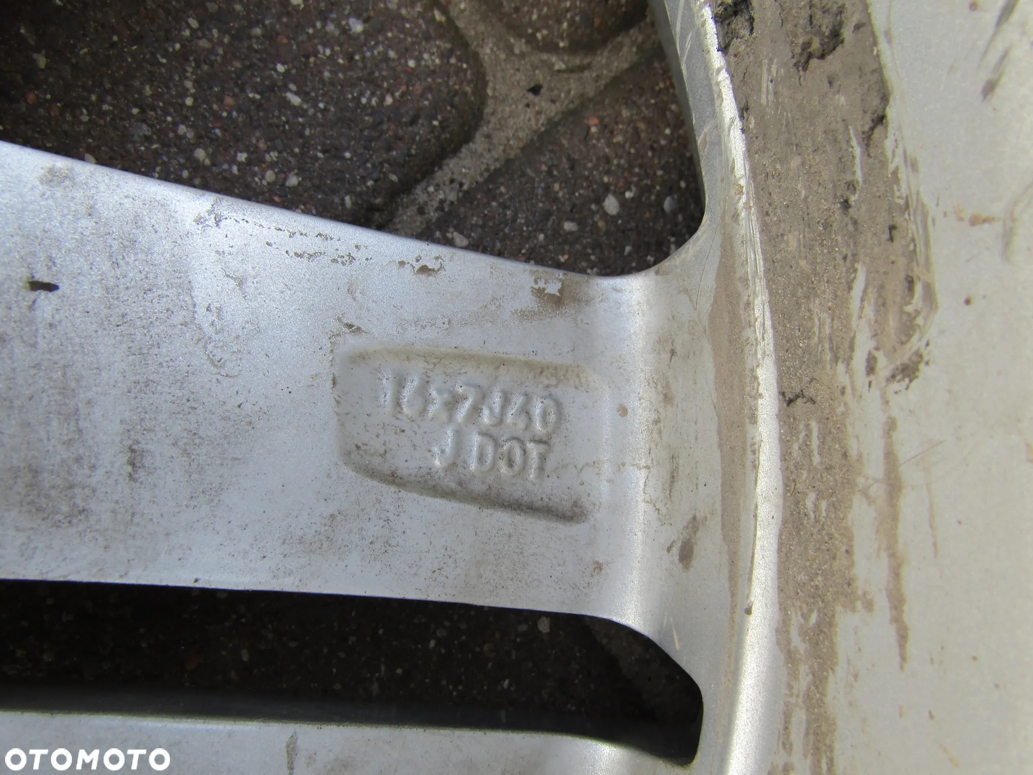 FELGI ALUMINIOWE R16 5X114,3 TOYOTA COROLLA E21 ET 19 24R - 16