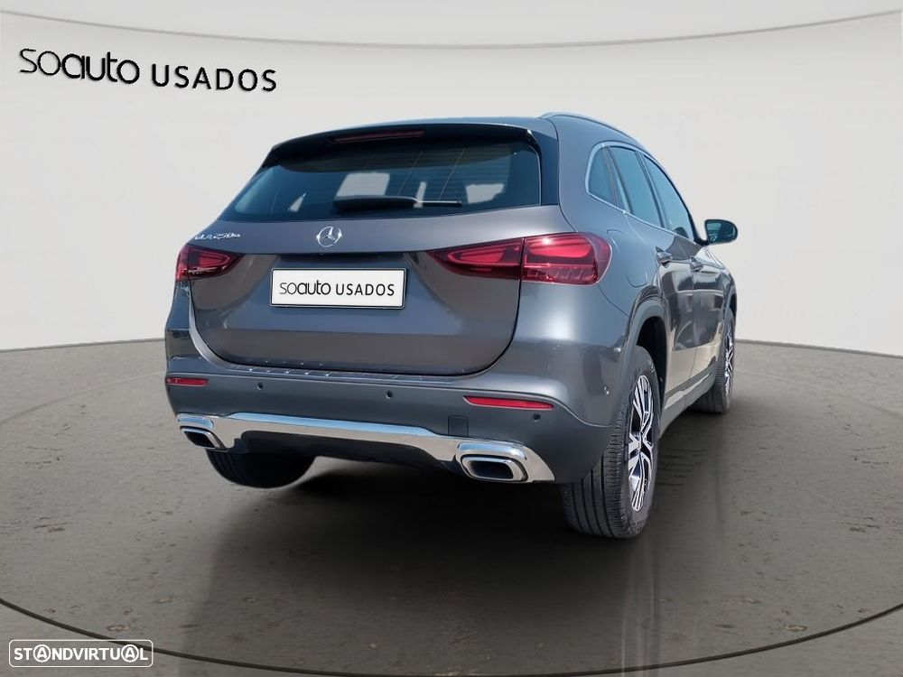 Mercedes-Benz GLA 250 - 8