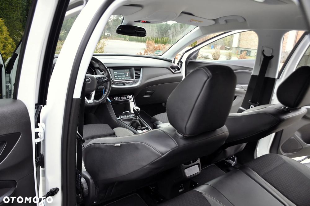 Opel Grandland X 1.5 D Start/Stop INNOVATION - 28