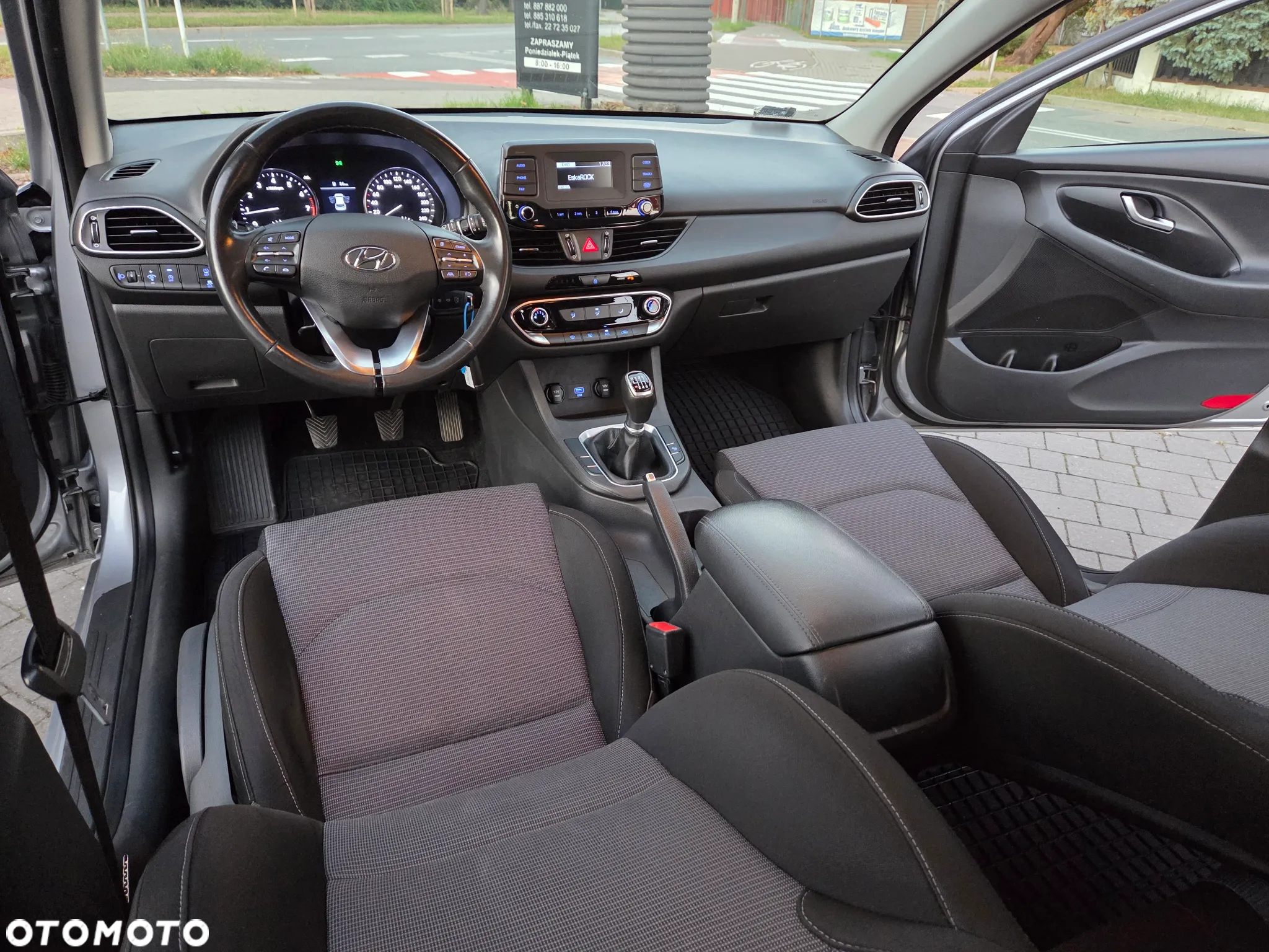 Hyundai i30 1.5 DPI Classic + - 31