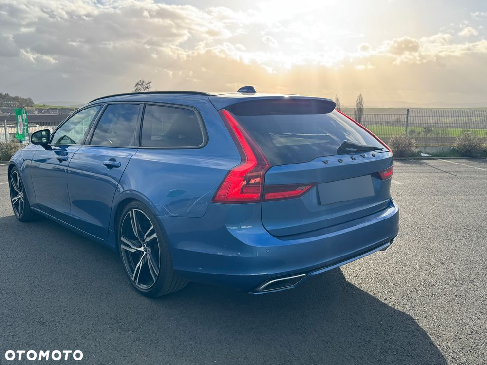 Volvo V90 D4 R-Design - 10