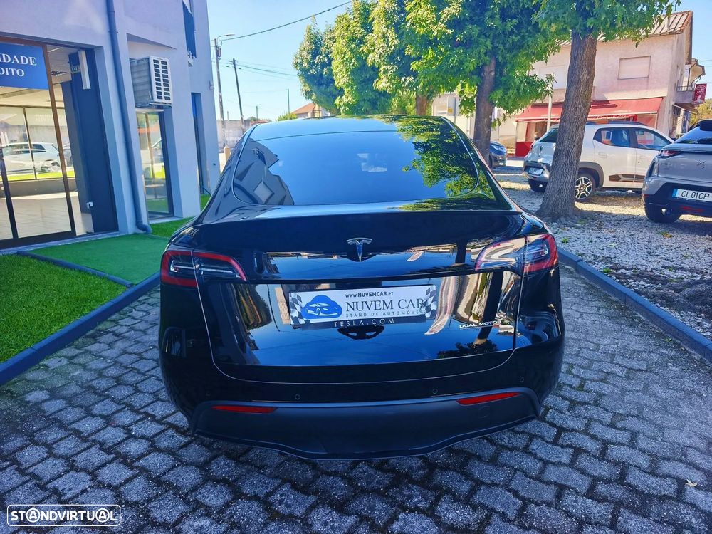 Tesla Model Y Performance Dual Motor AWD - 6
