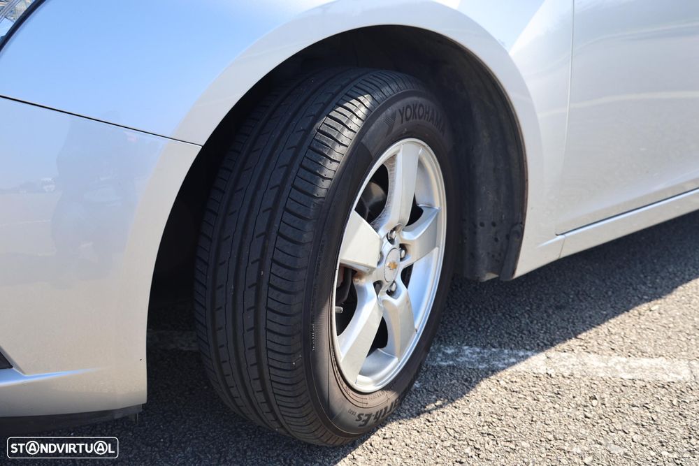 Chevrolet Cruze 1.6 LT - 7