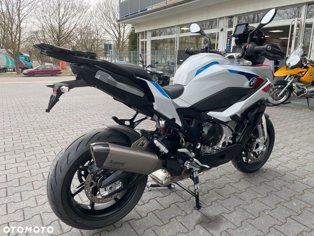 BMW XR - 2