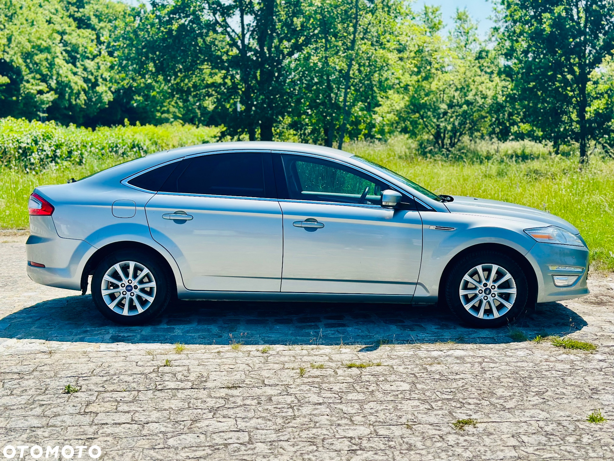 Ford Mondeo 1.6 TDCi Platinium X Plus (Titanium) - 3