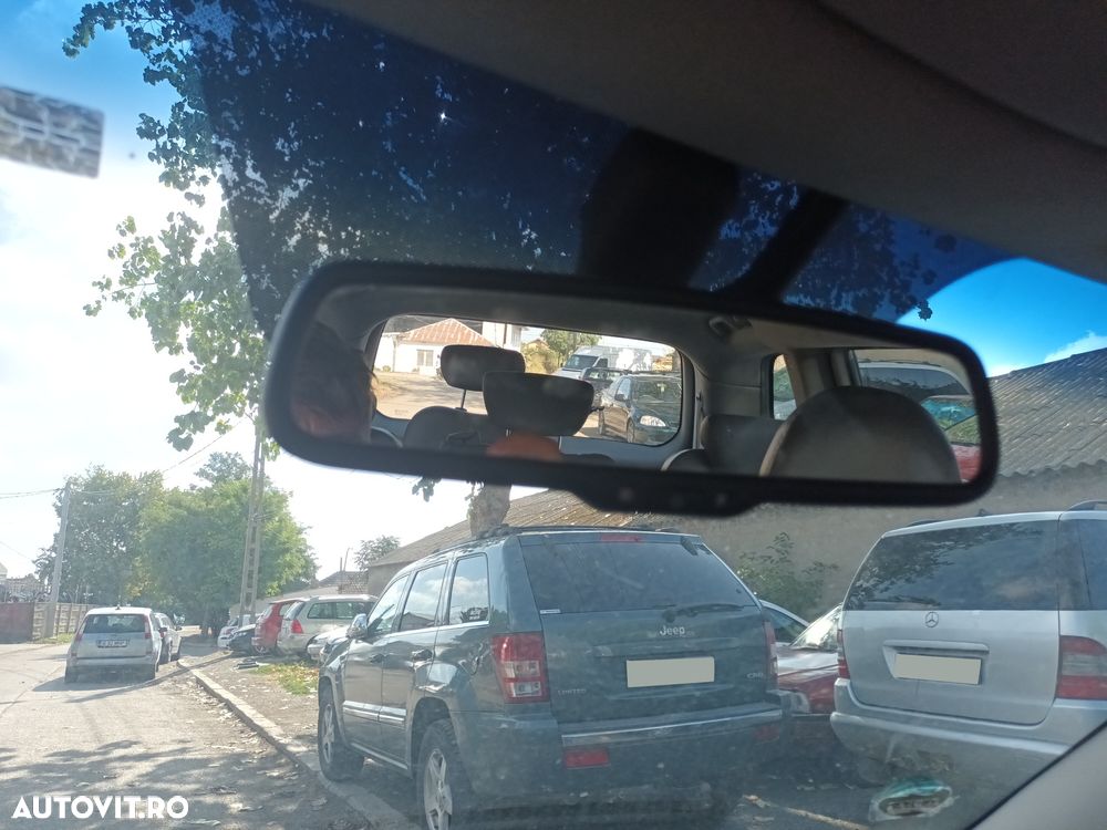 Dezmembrari  Kia CARNIVAL (VQ)  2006  > 2014 - 42