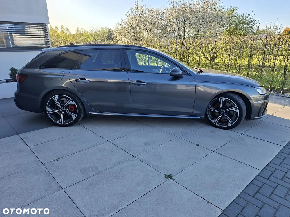 Audi A4 Avant 35 TFSI mHEV S Line S tronic - 1