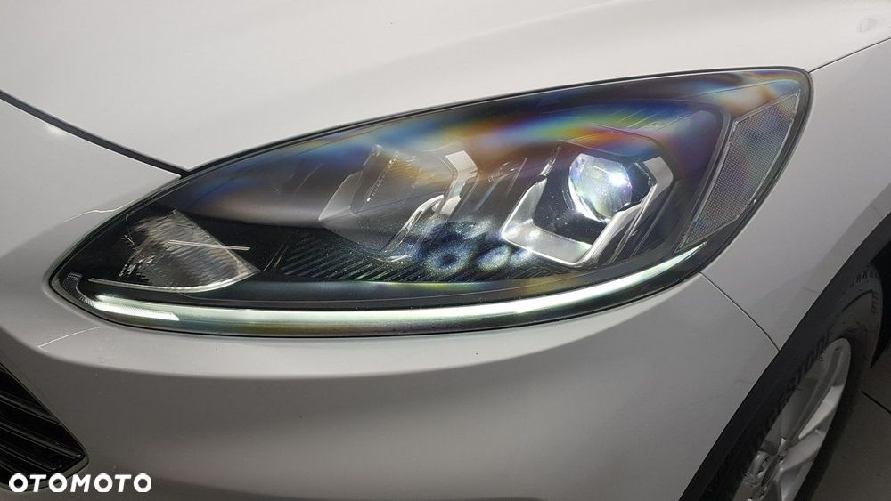 Ford Kuga - 9