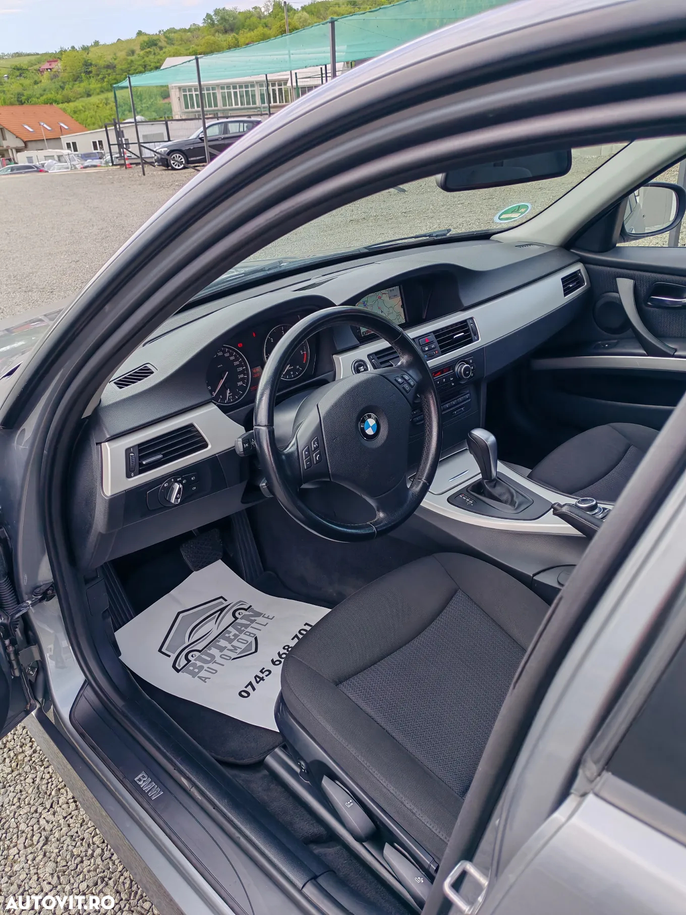 BMW Seria 3 318d Touring Aut. Modern Line - 14