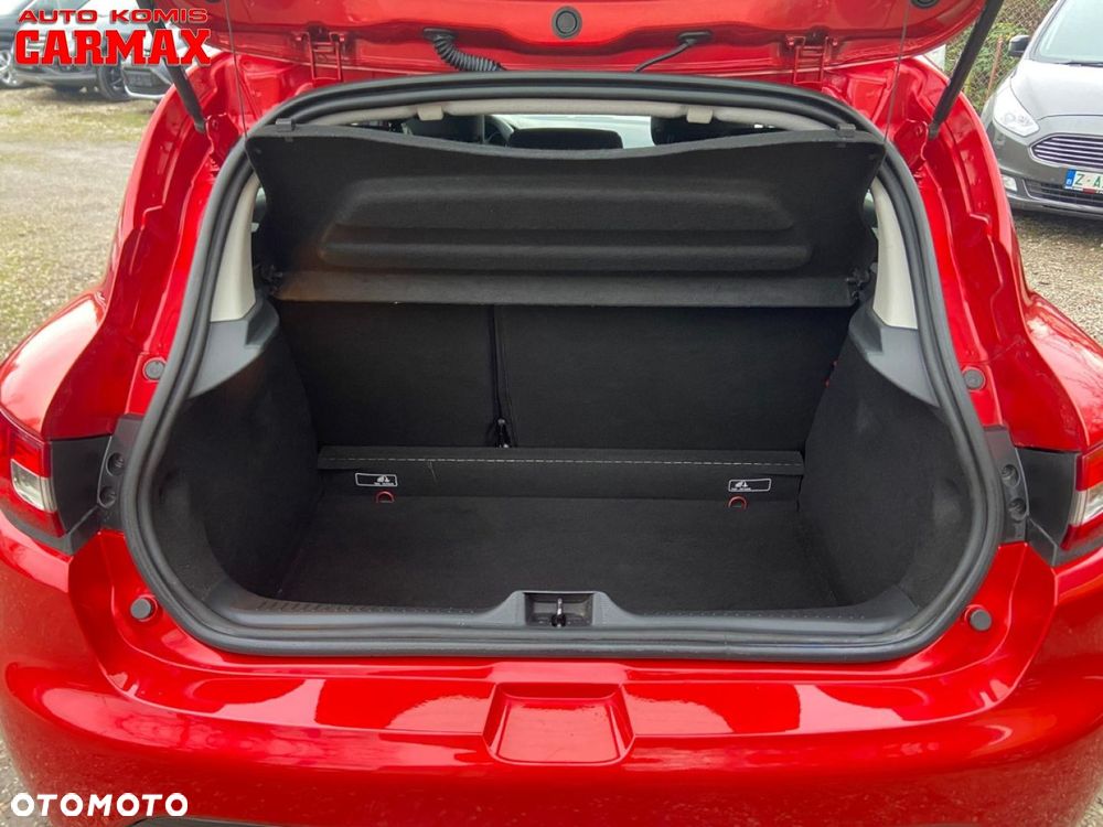 Renault Clio 1.2 16V Limited - 8