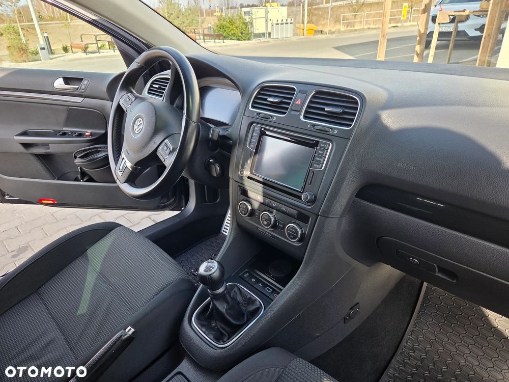 Volkswagen Golf - 13