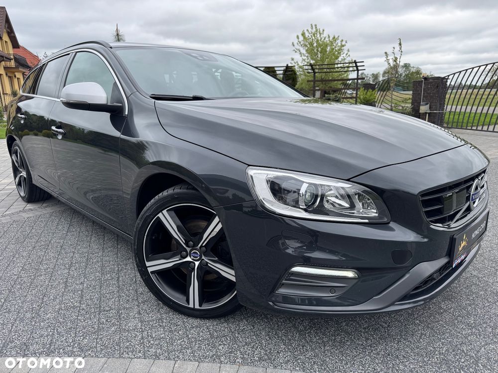 Volvo V60 D3 Drive-E R-Design Momentum - 14