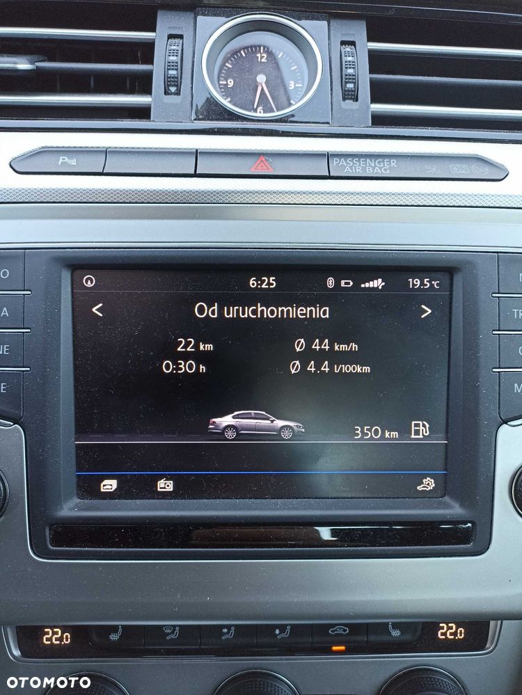 Volkswagen Passat - 8