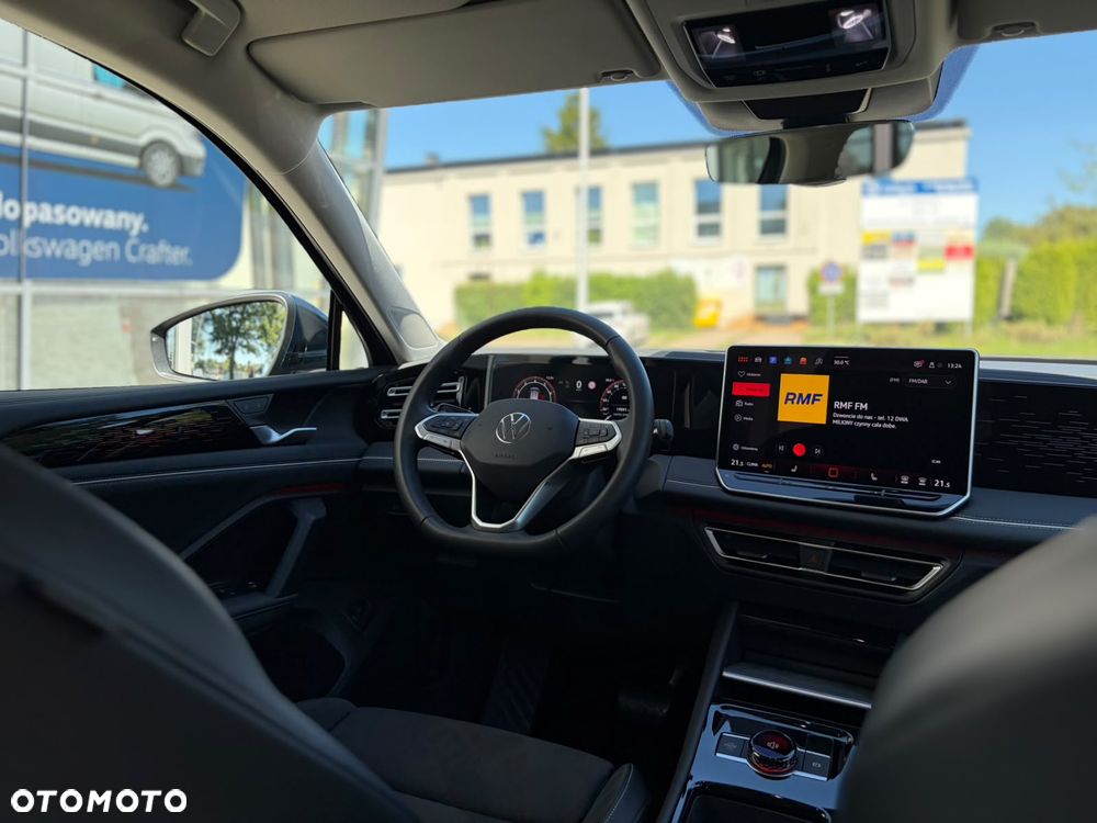 Volkswagen Tiguan 1.5 eTSI Elegance DSG - 23