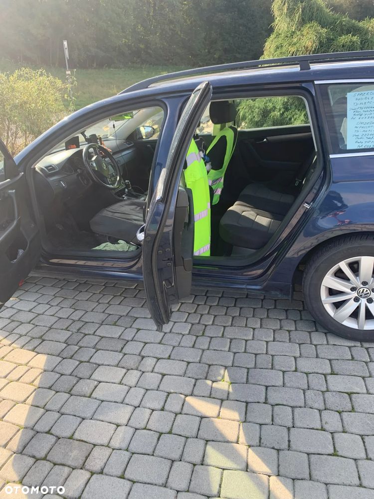 Volkswagen Passat 2.0 TDI Comfortline - 1