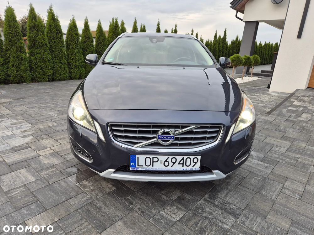 Volvo V60 T4 Summum - 27