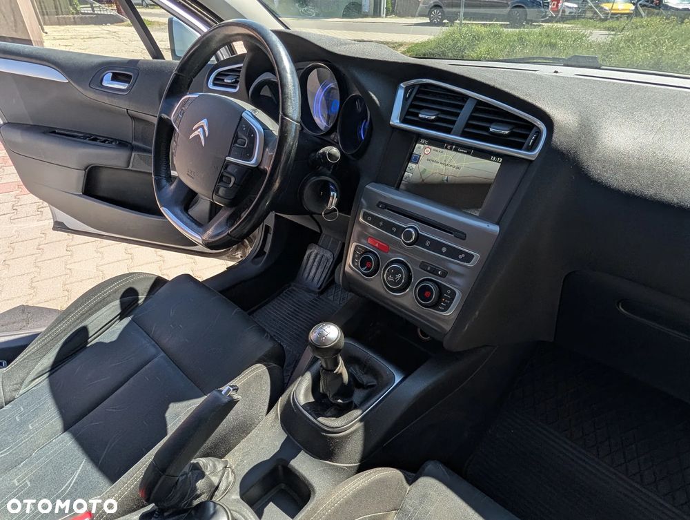 Citroën C4 HDi 90 Attraction - 30