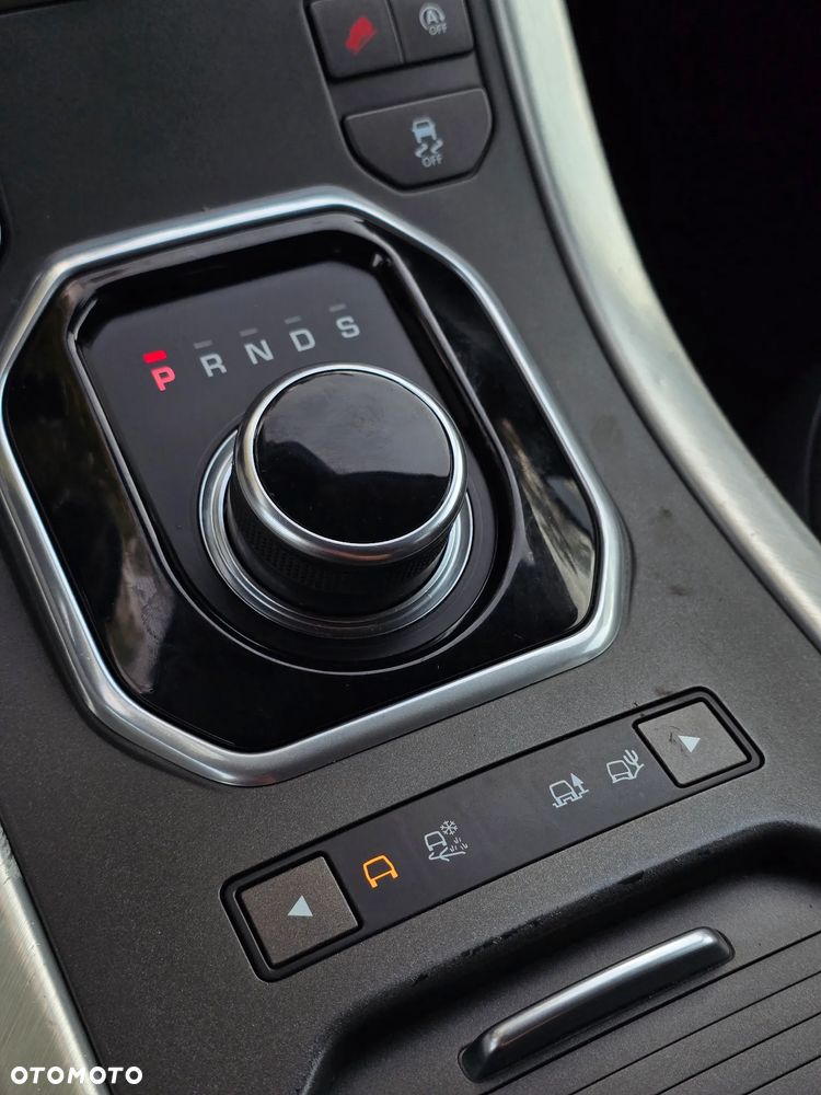 Land Rover Range Rover Evoque - 30