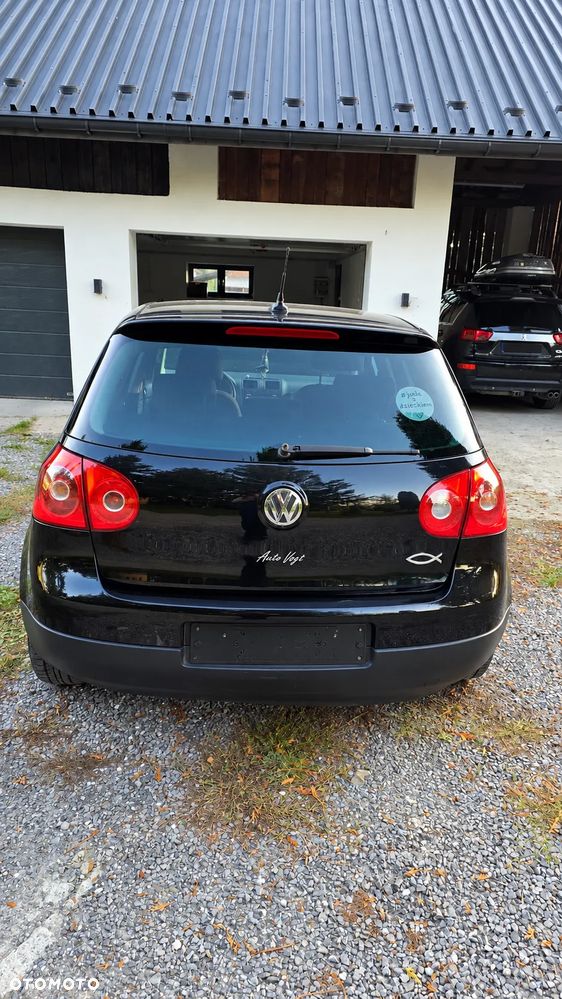 Volkswagen Golf - 11