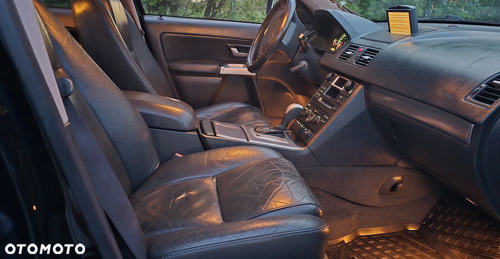 Volvo XC 90 - 7