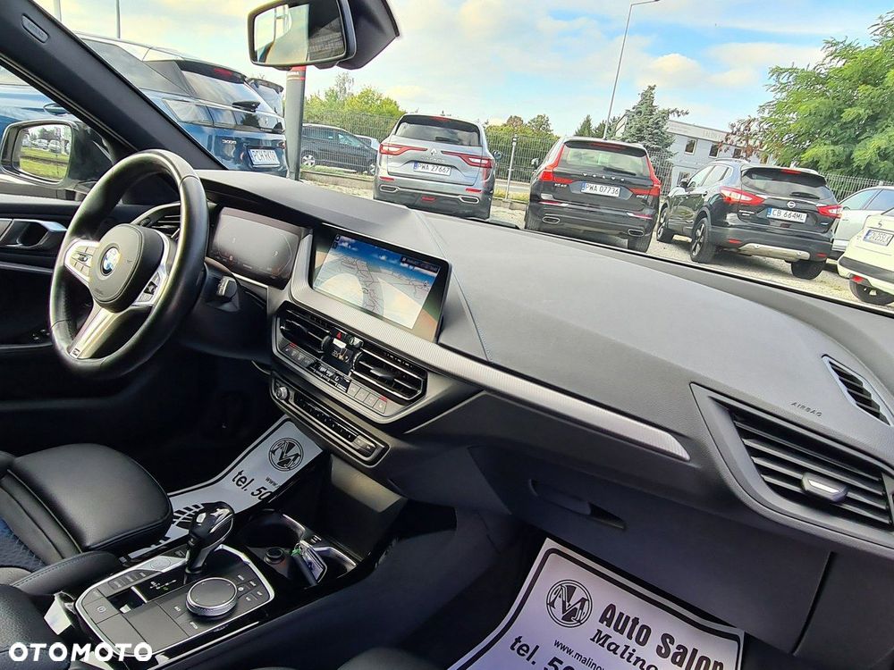 BMW Seria 1 118i M Sport - 32