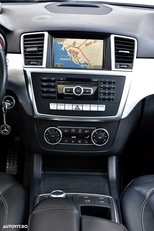 Mercedes-Benz ML 350 BlueTEC 4MATIC Aut - 23