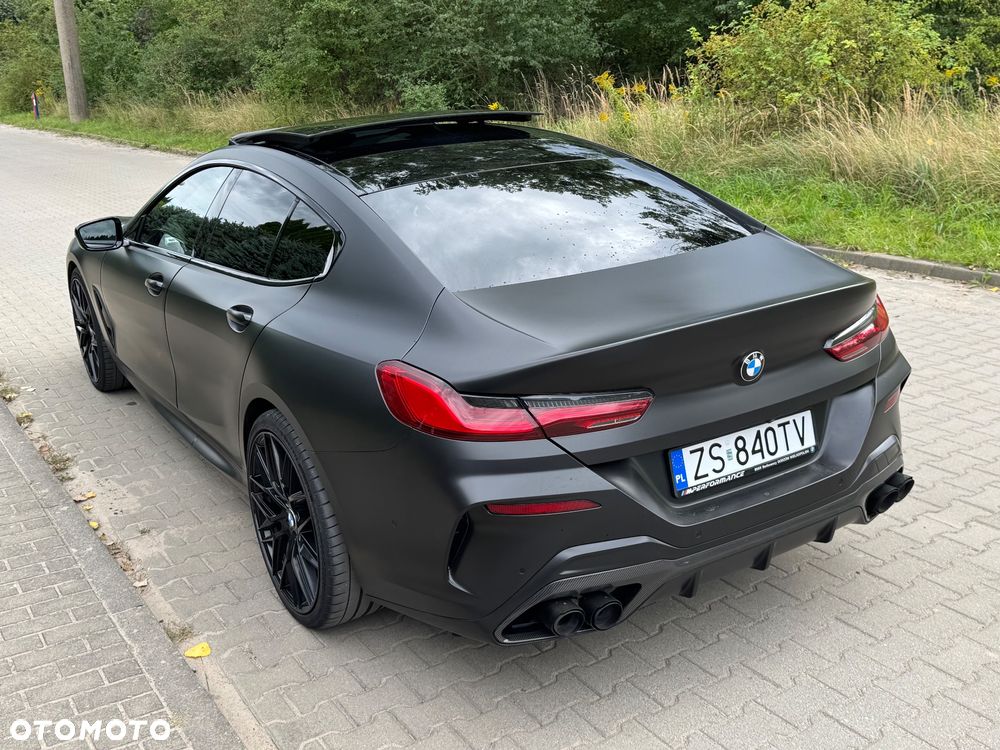 BMW Seria 8 - 26