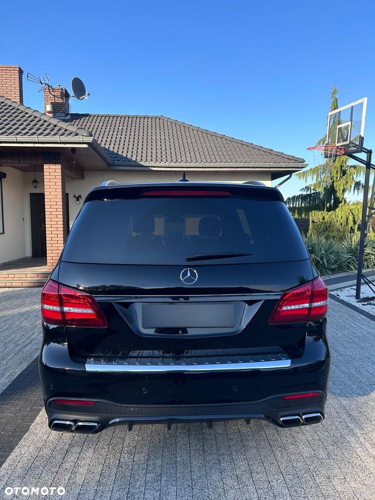 Mercedes-Benz GLS - 4