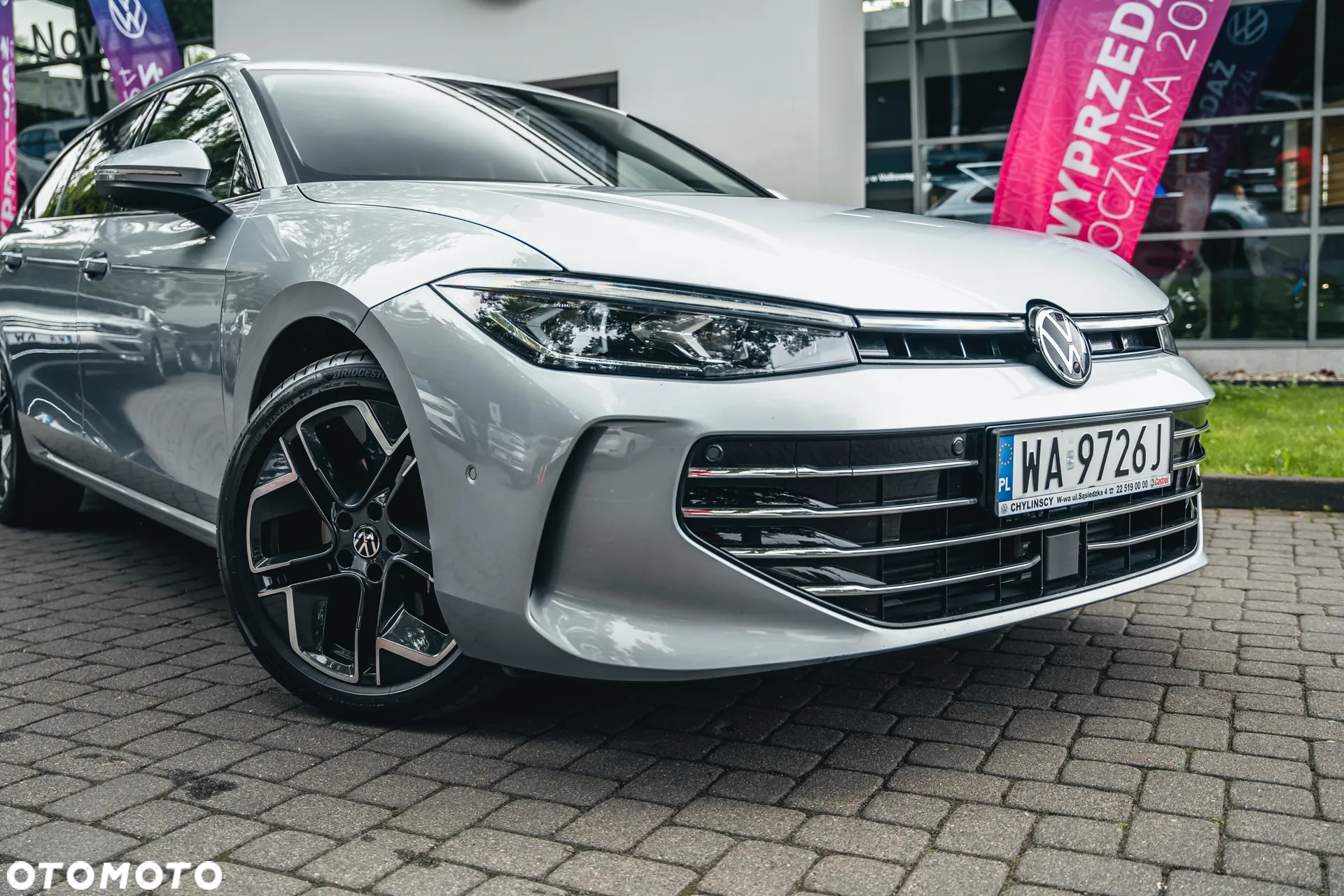 Volkswagen Passat 2.0 TDI SCR Elegance DSG - 3