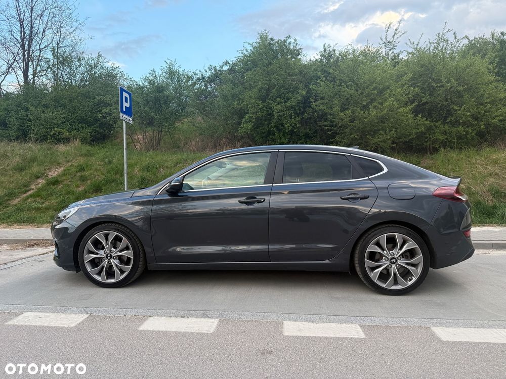 Hyundai i30 1.5 T-GDI 48V Executive DCT - 7