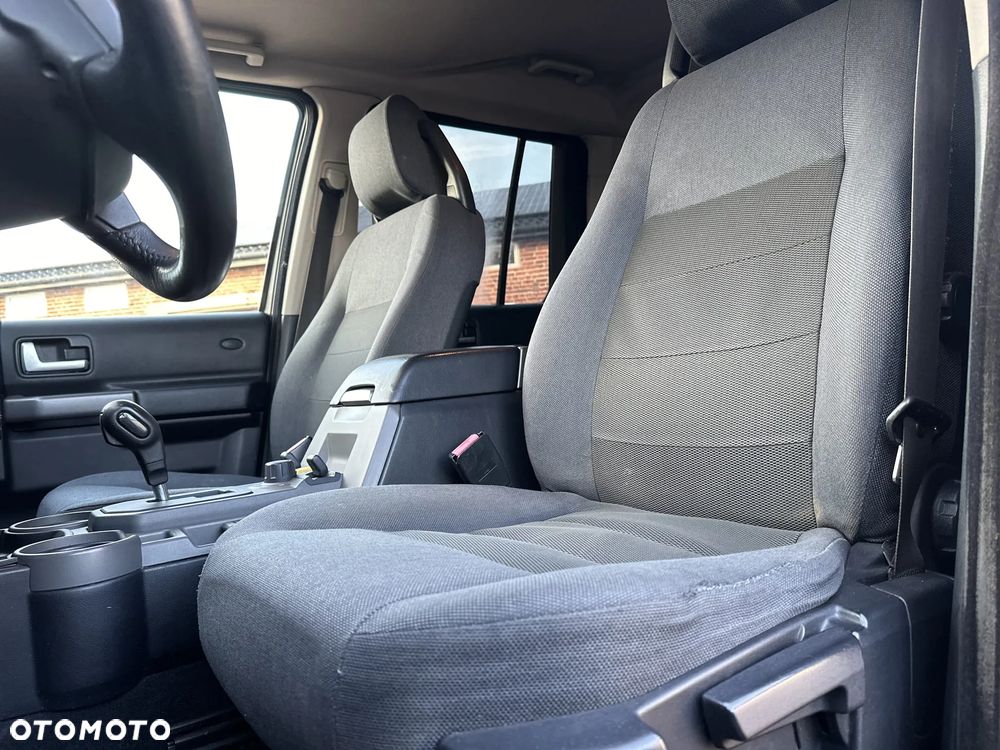 Land Rover Discovery TD V6 S - 25