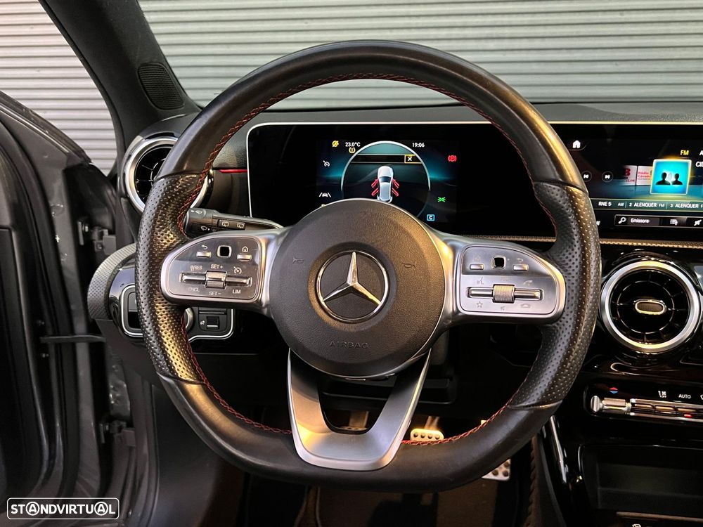 Mercedes-Benz A 160 AMG Line - 18