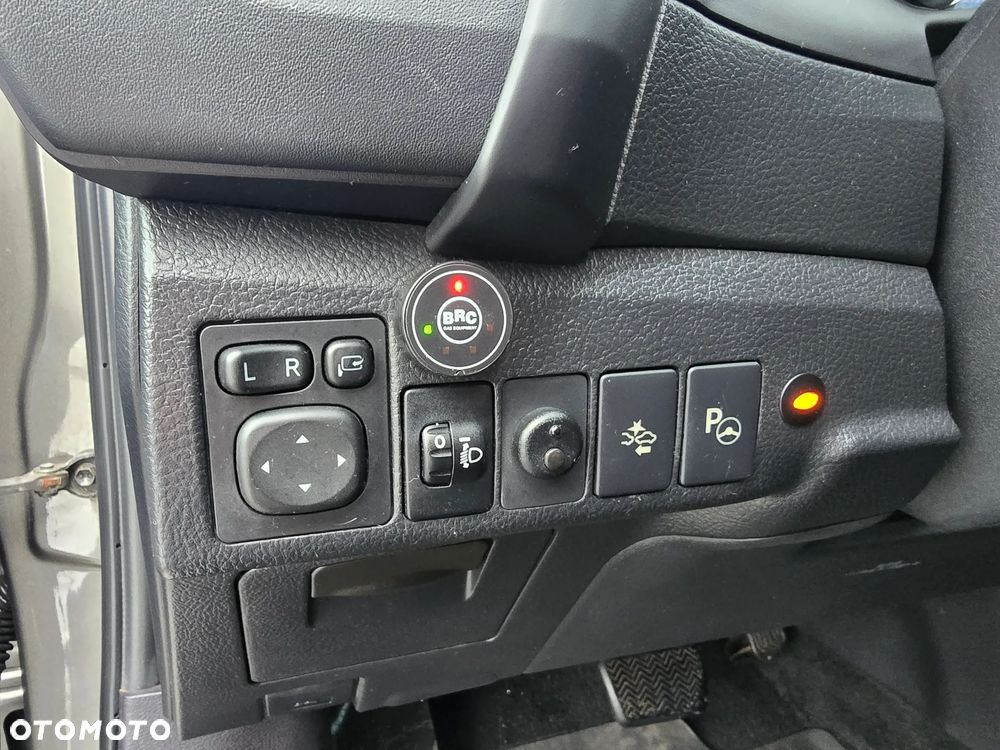 Toyota Auris Hybrid 135 Premium - 23