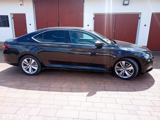 Skoda Superb 1.4 TSI 4x4 ACT Style - 2